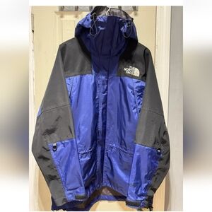Vintage North Face 95' Kichatna mountain jacket